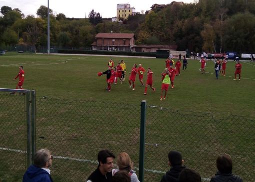 Calcio, il Moncalvo ingrana la quinta (vittoria di fila) e va in fuga