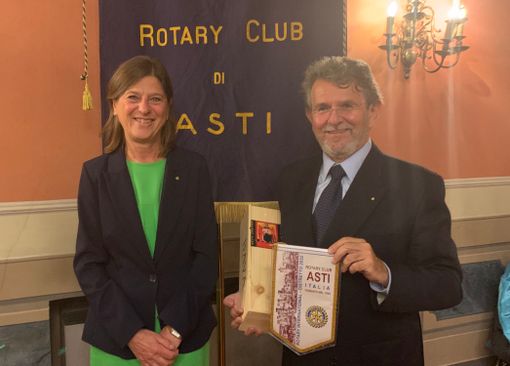 Nella foto il presidente Paola Mogliotti, con il dottor Angelo Ferrari al termine dell’incontro