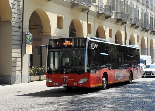 Un autobus della flotta Asp di Asti