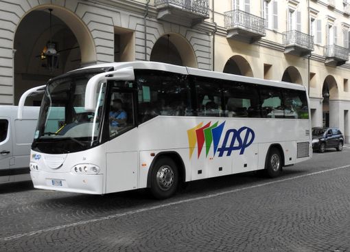Autobus della linea extraurbana Asti-Tigliole-Asti