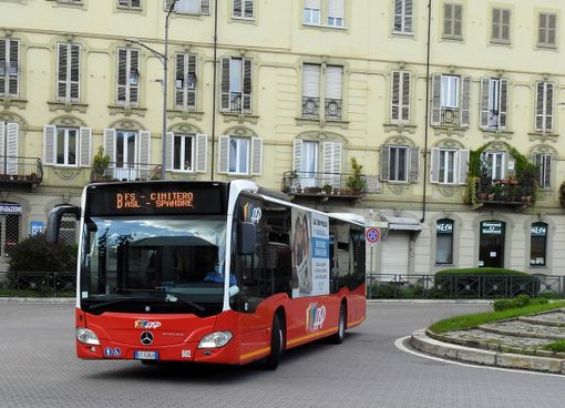 Asti, potenziamento delle linee bus per Ognissanti: più corse verso il cimitero urbano