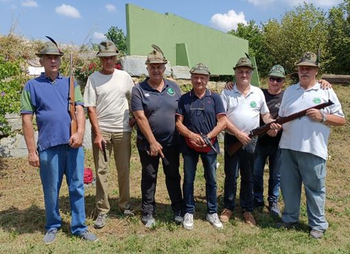 Anche l'Ana di Asti a Carrù, in occasione del trofeo "Divisione Alpina Cuneense" Anche l'Ana di Asti a Carrù, in occasione del trofeo "Divisione Alpina Cuneense"