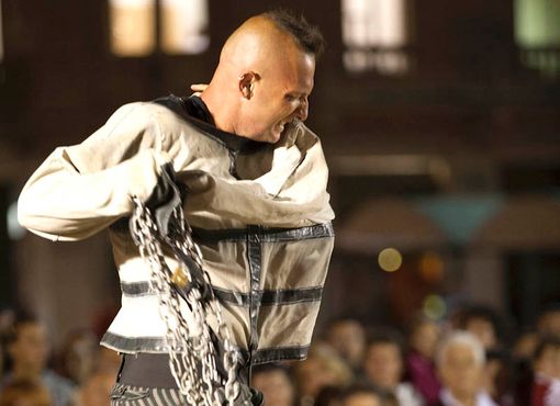 Alla Notte Bianca di Asti arriva Mister David, l'Harry Houdini del Circo