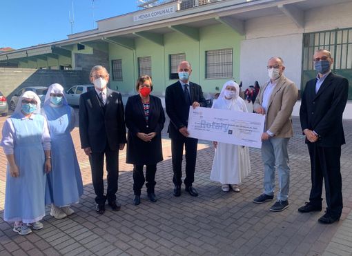 Il Rotary di Asti consegna 10mila euro alla Mensa Sociale