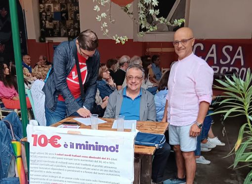 Anche ad Asti la raccolta firme per il salario minimo di 10 euro all’ora supera l’obiettivo