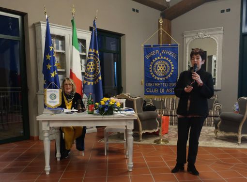 A destra la presidente dell’Inner Wheel di Asti Donatella Testa Gianuzzi e Patrizia Gentile Bergese Bogliolo PHF chairman del Comitato all’Espansione del Distretto 204 Italia dell’International Inner Wheel la relatrice della serata. A destra la presidente dell’Inner Wheel di Asti Donatella Testa Gianuzzi e Patrizia Gentile Bergese Bogliolo PHF chairman del Comitato all’Espansione del Distretto 204 Italia dell’International Inner Wheel la relatrice della serata.