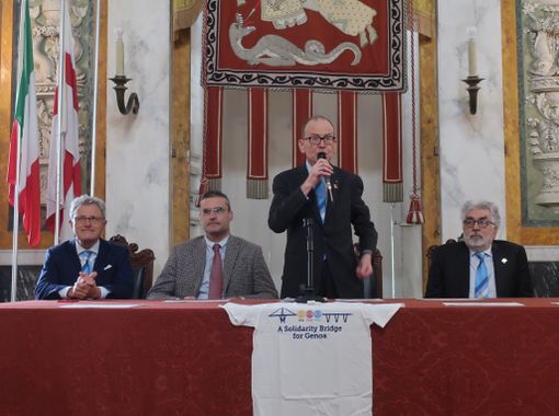 Il Governatore del Distretto 2032 del Rotary, Gian Michele Gancia, illustra l'iniziativa in Comune a Genova Il Governatore del Distretto 2032 del Rotary, Gian Michele Gancia, illustra l'iniziativa in Comune a Genova