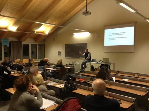 Grande partecipazione al corso “Fattore WoW e esperienze di capability building” Grande partecipazione al corso “Fattore WoW e esperienze di capability building”