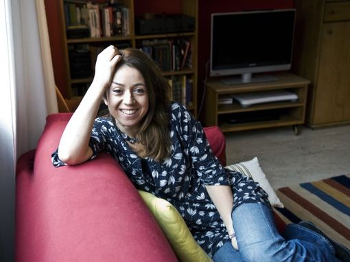 FuoriLuogo festeggerà le donne in compagnia di Claudia de Lillo alias Elasti