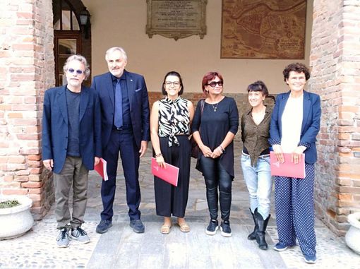 Foto di gruppo per i protagonisti della conferenza stampa di presentazione della Stagione Foto di gruppo per i protagonisti della conferenza stampa di presentazione della Stagione