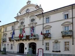 Il Municipio di Asti apre le porte agli studenti in occasione delle Giornate d'inverno FAI Il Municipio di Asti apre le porte agli studenti in occasione delle Giornate d'inverno FAI
