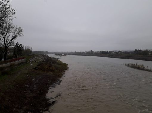 Il Tanaro stamattina ad Asti Il Tanaro stamattina ad Asti