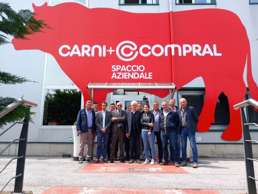 Alla COMPRAL Cooperativa Allevatori Cuneo si insedia il nuovo Consiglio di Amministrazione Alla COMPRAL Cooperativa Allevatori Cuneo si insedia il nuovo Consiglio di Amministrazione