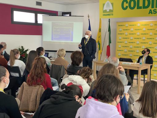 Venerdì ultimo incontro con il nutrizionista clinico e medico dietologo Giorgio Calabrese Venerdì ultimo incontro con il nutrizionista clinico e medico dietologo Giorgio Calabrese