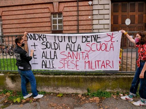 Anche Asti è scesa in piazza nella giornata della mobilitazione studentesca nazionale