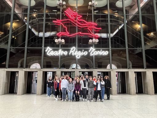 La Voce.... delle scuole:  concorso &quot;Die musik, La musique, La musica: una lingua che unisce. La 3 A di Castelnuovo don Bosco vince il premio per il miglior elaborato in francese