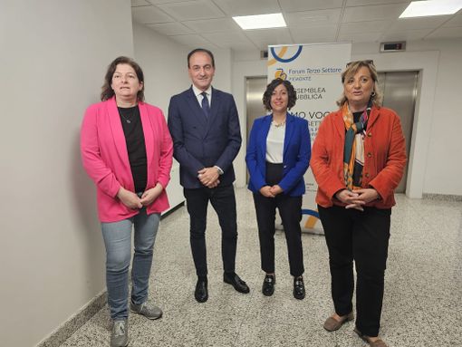 Il Terzo Settore ha messo a confronto i candidati presidenti Il Terzo Settore ha messo a confronto i candidati presidenti