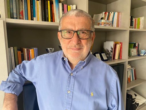 A Tigliole domenica 19 maggio alle ore 16.30 si presenta il libro “Lo scorpione di Ovada” romanzo a episodi di Piero Sesia. A Tigliole domenica 19 maggio alle ore 16.30 si presenta il libro “Lo scorpione di Ovada” romanzo a episodi di Piero Sesia.