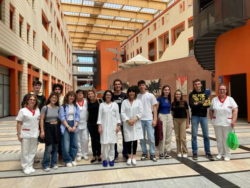 Studenti dello Scientifico in visita all'ospedale Studenti dello Scientifico in visita all'ospedale