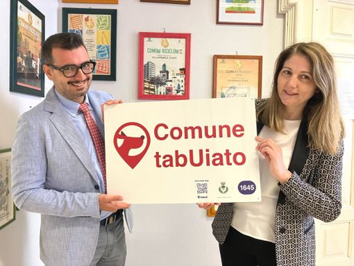 L'assessore Chiolerio con il sindaco Anna Macchia L'assessore Chiolerio con il sindaco Anna Macchia