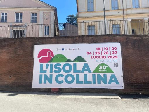 Trent’anni di musica, parole e sapori: a Ricaldone torna L’Isola in Collina, omaggio a Luigi Tenco