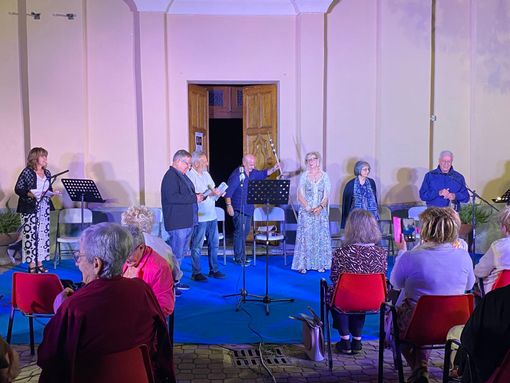 Teatro amatoriale in festa a Valleandona con la Compagnia del Cenacolo