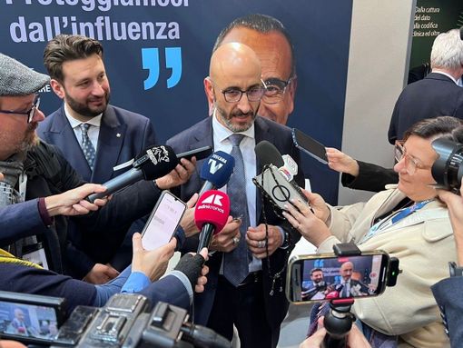 Il direttore generale Gorgoni con l'assessore Riboldi