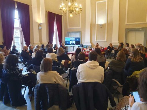 Asti, al Ridotto dell’Alfieri nasce il Tavolo adolescenti di DesTEENazione: verso un Patto educativo di comunità