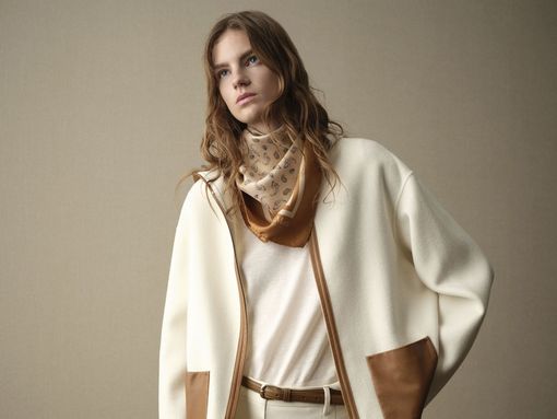 Max Mara racconta una femminilità contemporanea attraverso forme, qualità e carattere Max Mara racconta una femminilità contemporanea attraverso forme, qualità e carattere