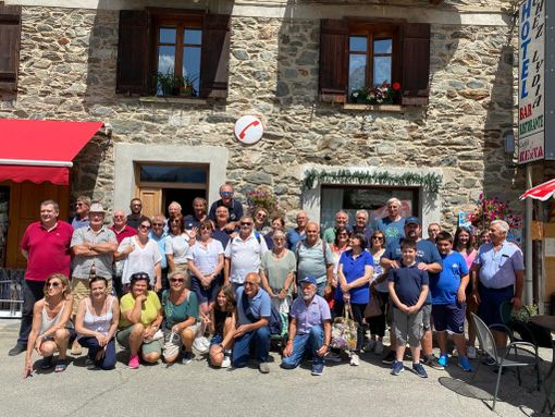 Il Gruppo Alpini di Calosso a Rhemes, non solo per battere il caldo