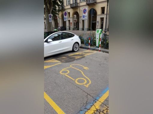 Anche Asti guarda al futuro: mercoledì verranno inaugurate 8 colonnine di ricarica per veicoli elettrici