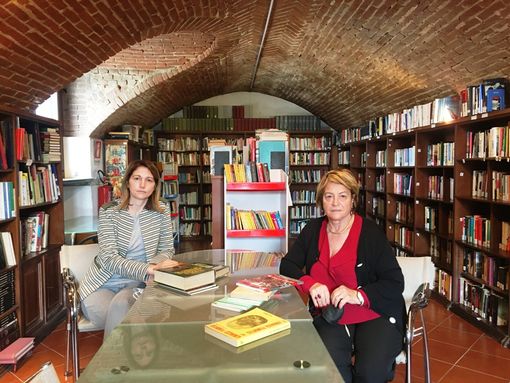 A Villafranca, riapre la biblioteca con tante nività