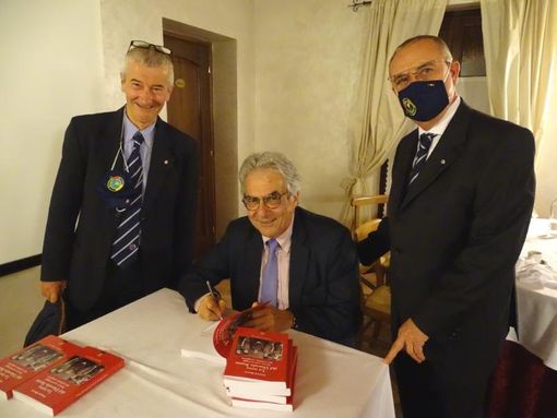 Al Panathlon la presentazione ufficiale del libro &quot;La terra del Diavolo rosso&quot;, di Franco Bocca