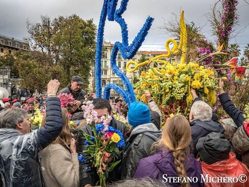 Segui la diretta video dei Carri Fioriti, il grande evento di Sanremo domenica dalle ore 10