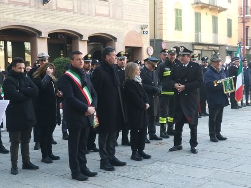 Alcune immagini che documentano la cerimonia svoltasi in mattinata