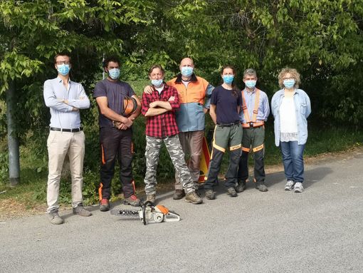 Moncalvo: il Comune ringrazia gli operai forestali della squadra Asti 1 Moncalvo: il Comune ringrazia gli operai forestali della squadra Asti 1
