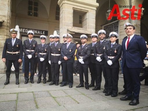 Nella foto, l'ultima "infornata" di Vigili