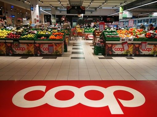 Nova Coop abbassa il prezzo delle mascherine su tutta la rete di vendita Nova Coop abbassa il prezzo delle mascherine su tutta la rete di vendita