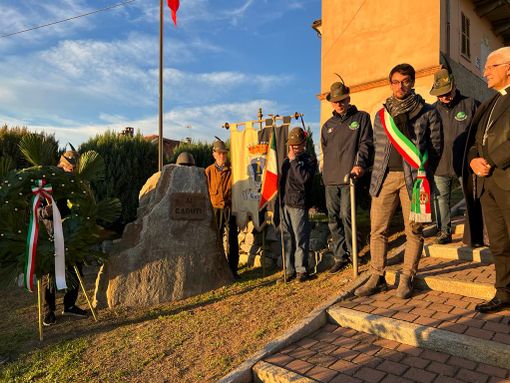 Un momento dell'omaggio ai caduti di San Marzanotto