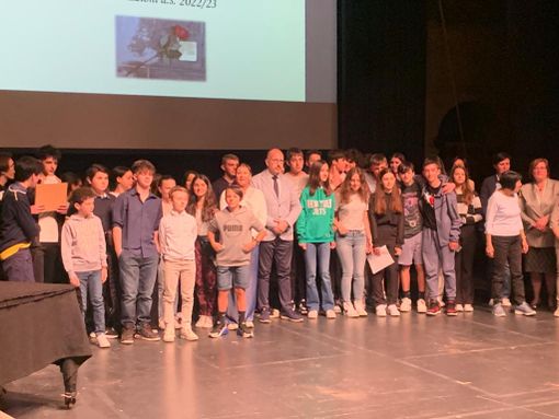 Nelle foto, alcuni momenti della premiazione allo spazio Kor