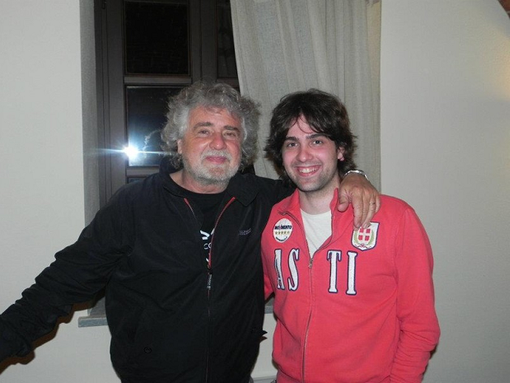 Unn giovane Paolo Romano con Beppe Grillo