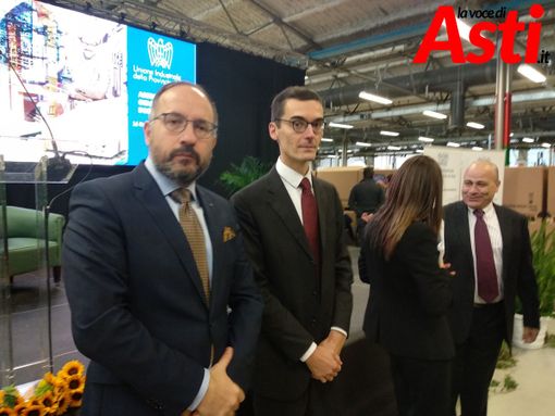 Sindaco di Asti e presidente della Provincia ritratti nel corso di un evento organizzato dall'Unione Industriale nel novembre 2019 Sindaco di Asti e presidente della Provincia ritratti nel corso di un evento organizzato dall'Unione Industriale nel novembre 2019