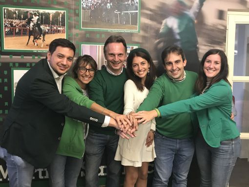 Il nuovo direttivo con il rettore Il nuovo direttivo con il rettore