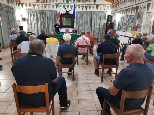 Nella sede degli Alpini una serata sulle tecniche da tiro e maneggio arma da tiro sportivo Nella sede degli Alpini una serata sulle tecniche da tiro e maneggio arma da tiro sportivo