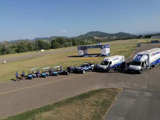 La solidarietà in pista. Il Moto Club Alfieri donerà alimenti al Centro di Ascolto della Parrocchia di San Secondo