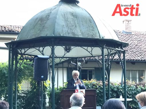 Il Bosco degli Astigiani potrà avere anche uno spazio per ricordare le 256 vittime del Covid. La presentazione del numero 33 di Astigiani, lancia sfide e progetti Il Bosco degli Astigiani potrà avere anche uno spazio per ricordare le 256 vittime del Covid. La presentazione del numero 33 di Astigiani, lancia sfide e progetti