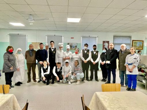Le competenze degli studenti del Penna di San Damiano si confrontano con la mensa sociale di Asti