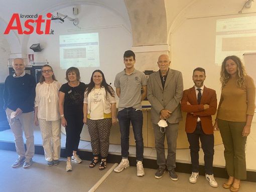 Il Monti presenta il suo Bilancio Sociale 2021 per "Cementare la legittimazione sociale della scuola" Il Monti presenta il suo Bilancio Sociale 2021 per "Cementare la legittimazione sociale della scuola"