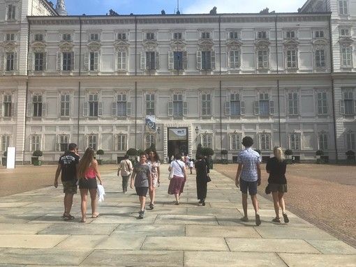 Coronavirus, agli over 65 piace il museo digitale: nella Fase 2 c'è ancora voglia di proposte culturali online Coronavirus, agli over 65 piace il museo digitale: nella Fase 2 c'è ancora voglia di proposte culturali online