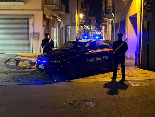 Controlli dei carabinieri di Asti nelle zone "calde" della città, corso Matteotti e stazione Controlli dei carabinieri di Asti nelle zone "calde" della città, corso Matteotti e stazione